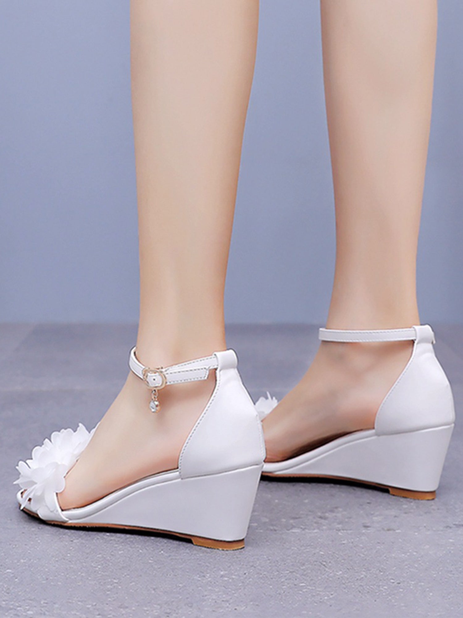 White Floral Open Toe Ankle-Strap Beach Sandals