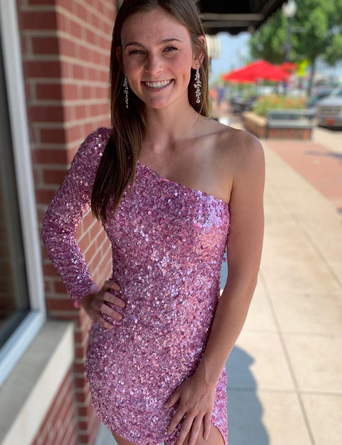 Gwendolyn |Bodycon One-Shoulder Sequins Homecoming Dress