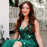 Shelly | A-Line Green V-Neck Sequins Long Prom Dress