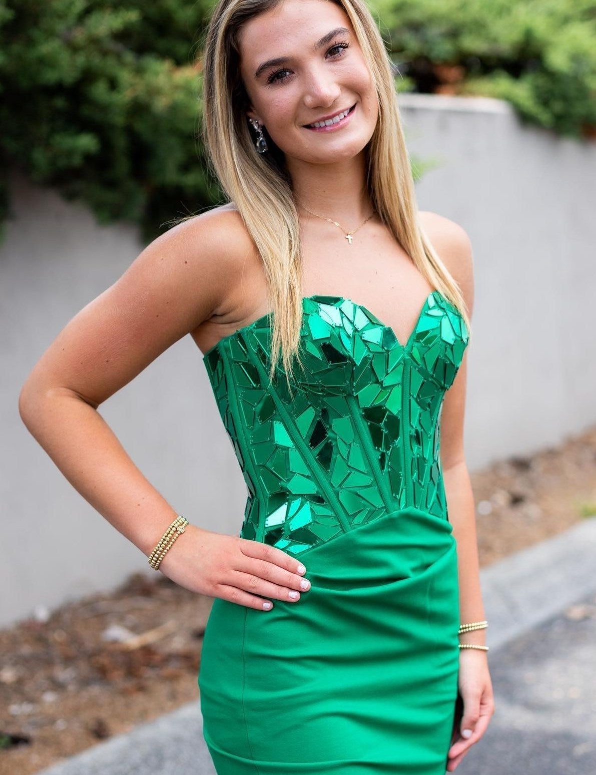 Red Sweetheart Short Party Dress with Cut Glass Mirrors