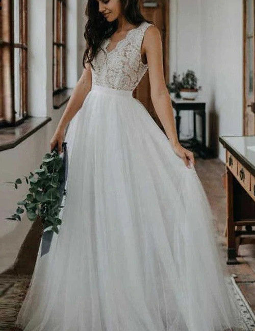 A-Line White Lace Scalloped-Neck Sleeveless Wedding Dress