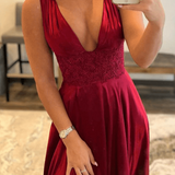 Novah | Burgundy V Neck Lace Long Prom Evening Dress with High Slit