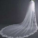 Spanish Vintage-Inspired Cathedral Mantilla Veil