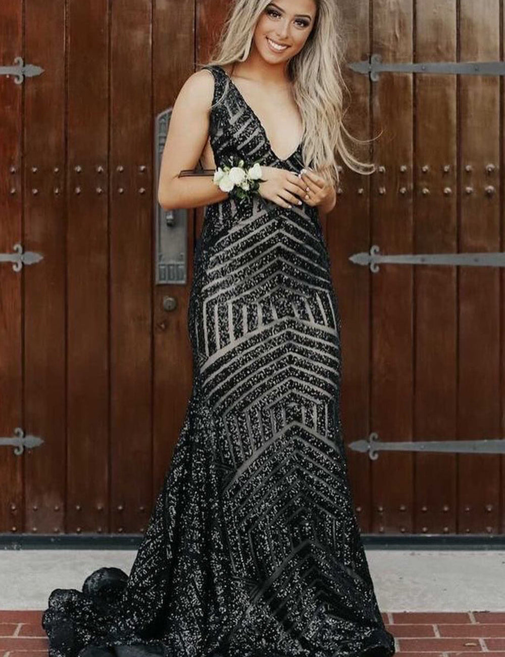 Nina |Mermaid Deep V Neck Sequins Prom Dress