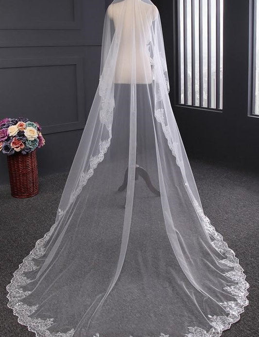 Vintage One-Tier Tulle Lace Long Wedding Veil