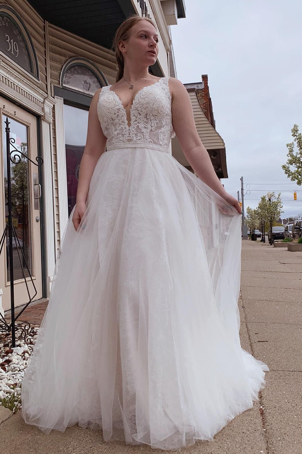 A-Line Tulle White Long Wedding Dress with Beading