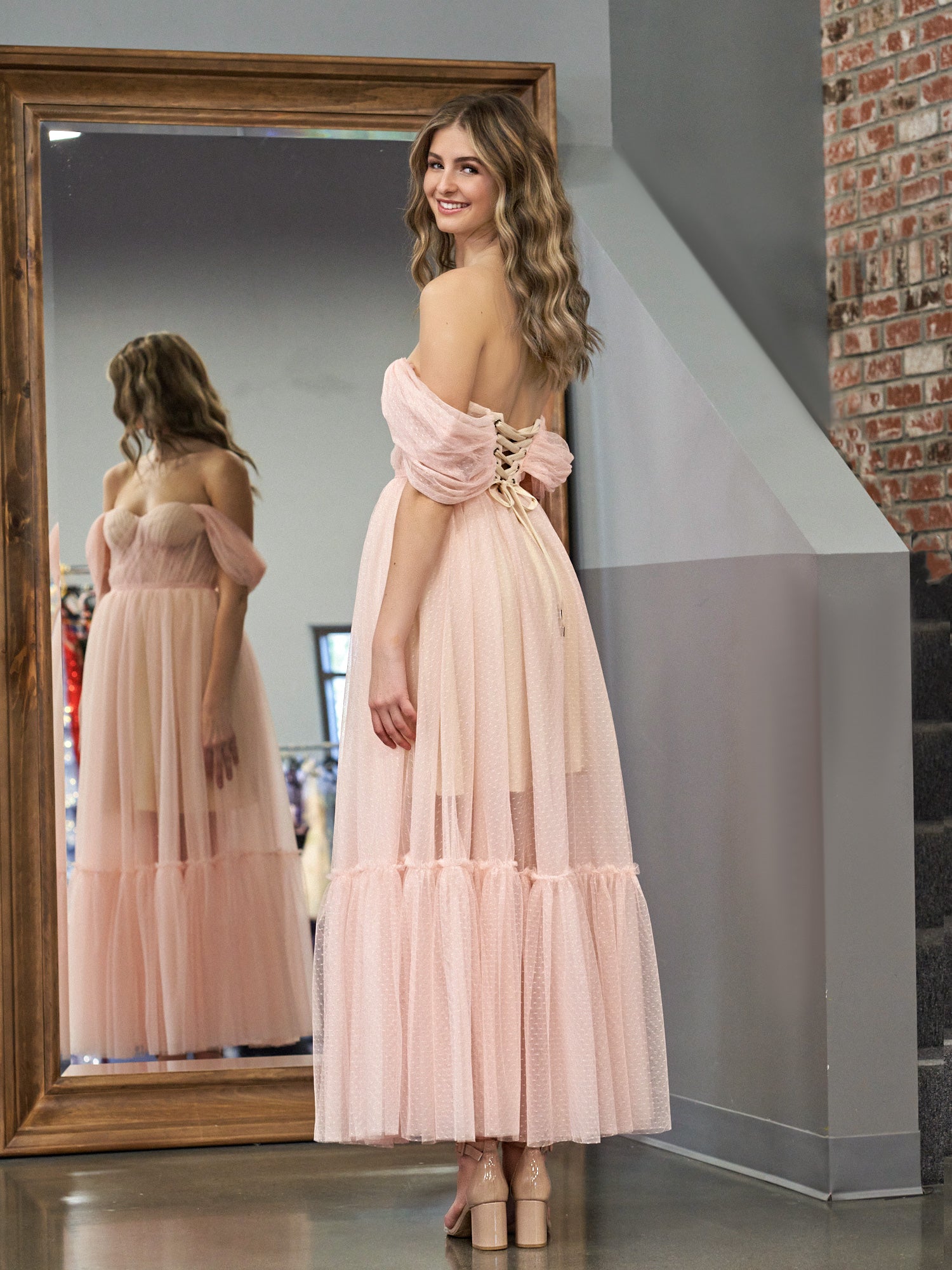 Nova | Rose Pink A-Line Tulle Sweetheart Tea-Length Homecoming Dress