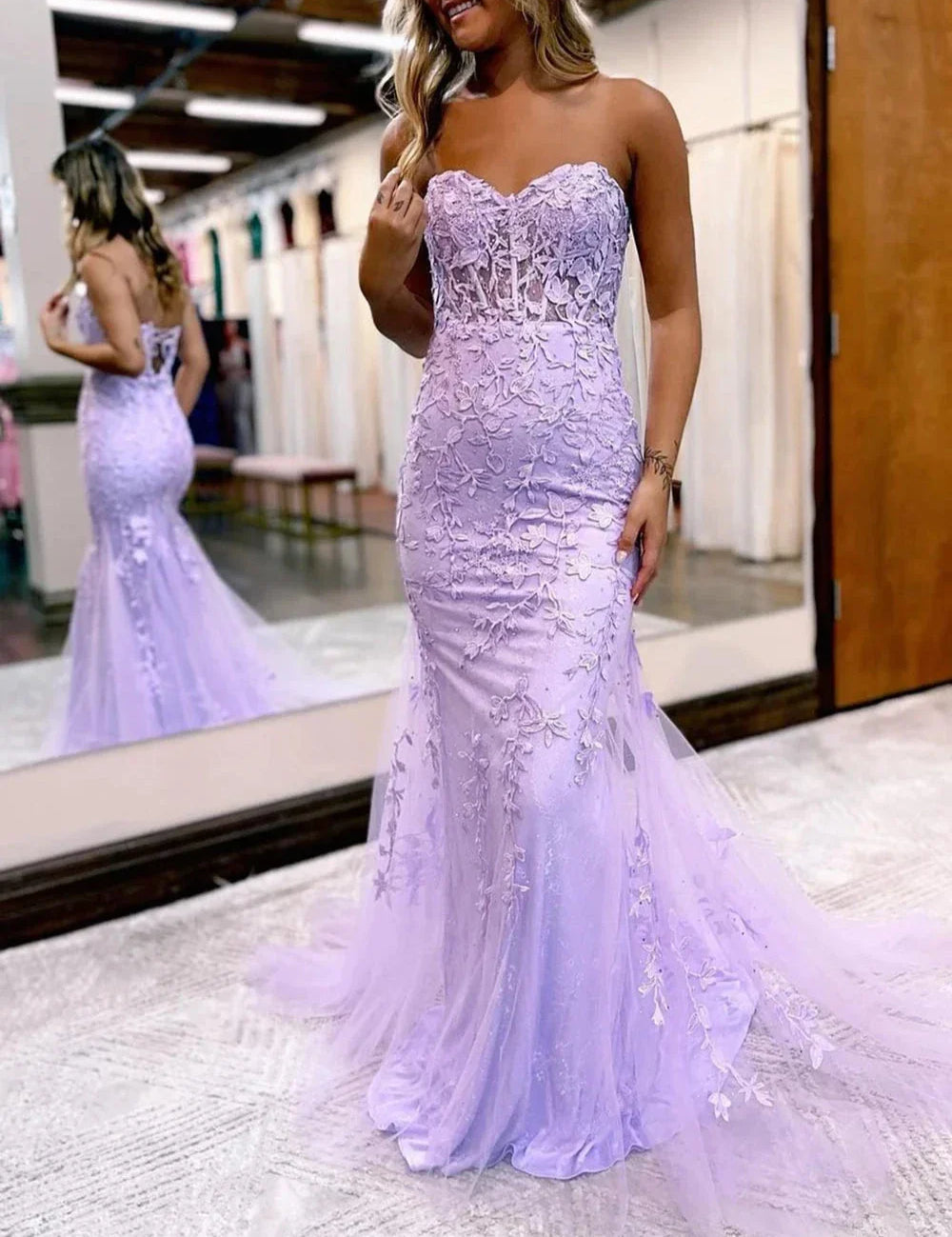 Evie |Mermaid Sweetheart Neck Lace Long Prom Dress With Appliques