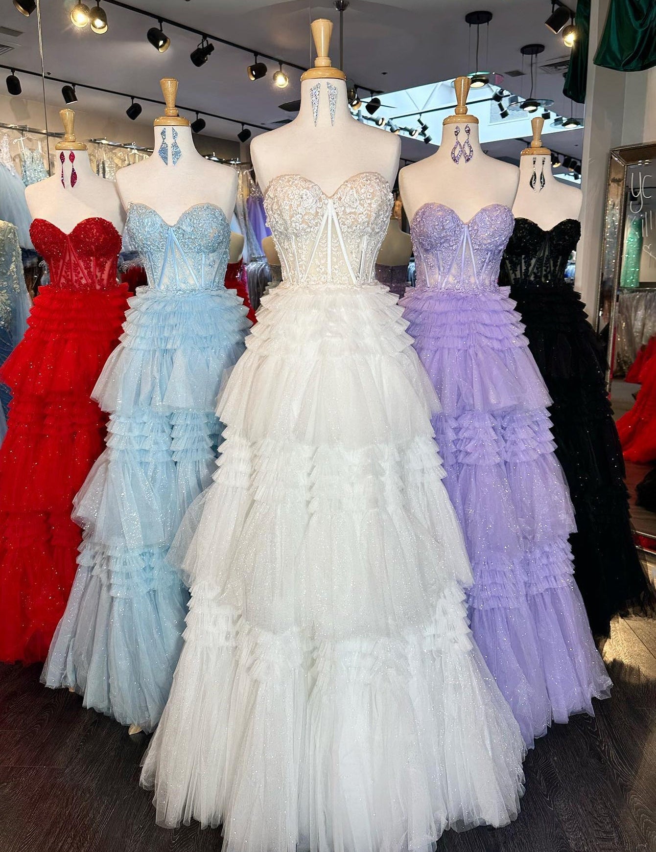 Adelyn |A-Line Sweetheart Tiered Long Tulle Prom Dress