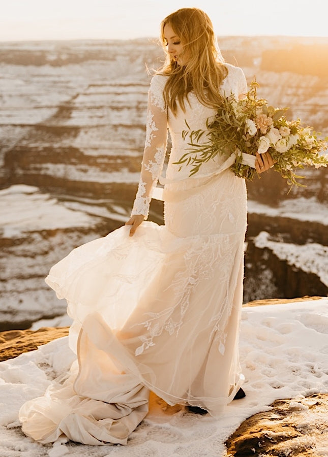 Gorgeous Boho Lace Long-Sleeves Mermaid Appliques Wedding Dress