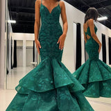 Elysian | Hunter Green V-Neck Lace Applique Layered Mermaid Prom Dress