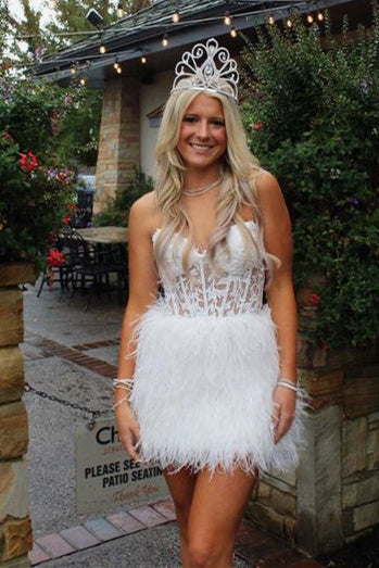 Amina |Sheath Sweetheart Lace Feather Skirt Homecoming Dress