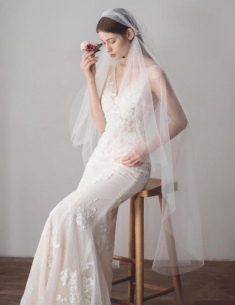 Knee Length Juliet Cap Veils Asymmetrical Hem Bridal Veil