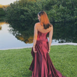 Leif | Sweetheart Burgundy Keyhole A Line Long Prom Dress