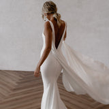 Mermaid Deep V-Neck Backless White Wedding Dress